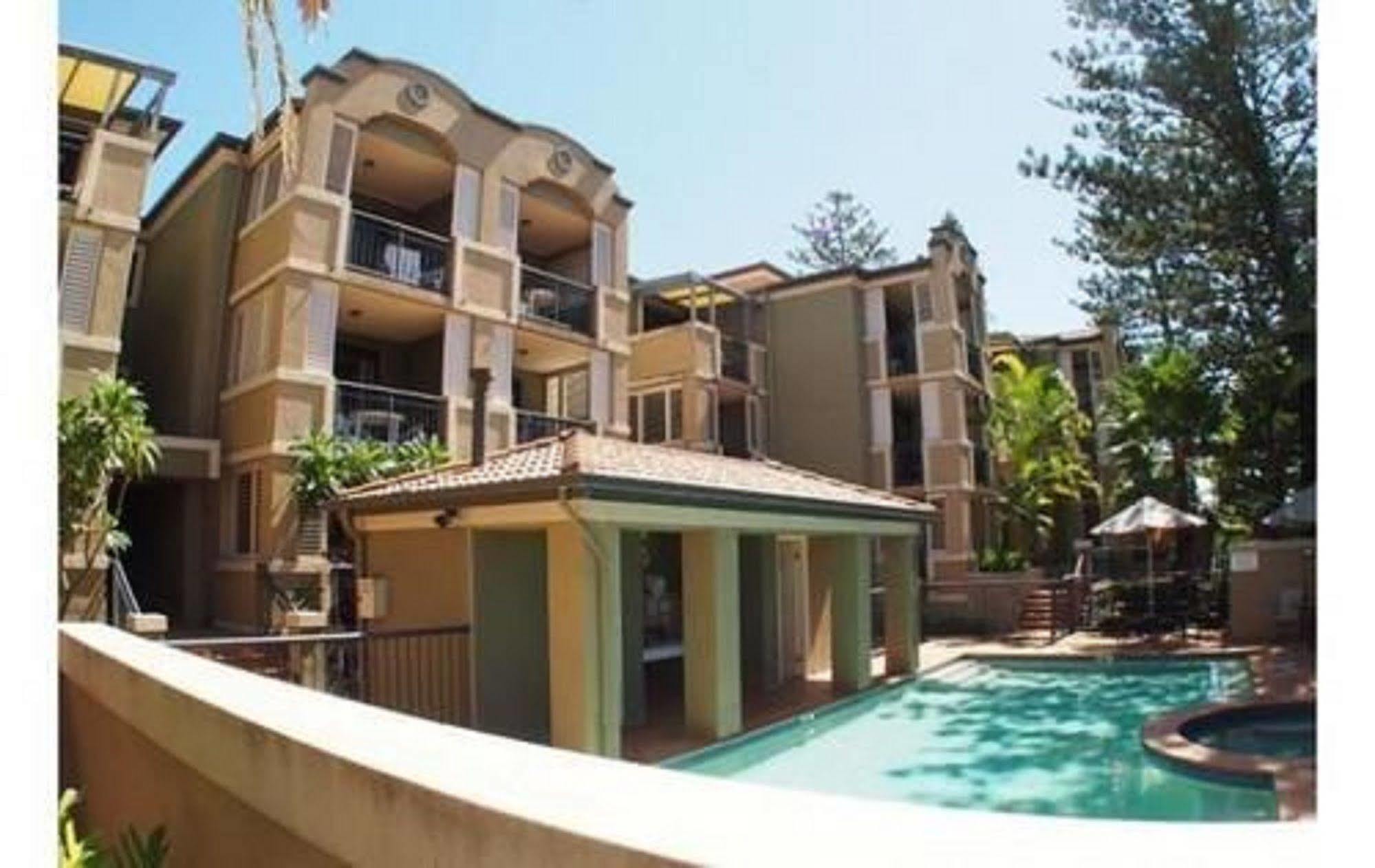 Beaches On Wave Street Gold Coast Exterior foto